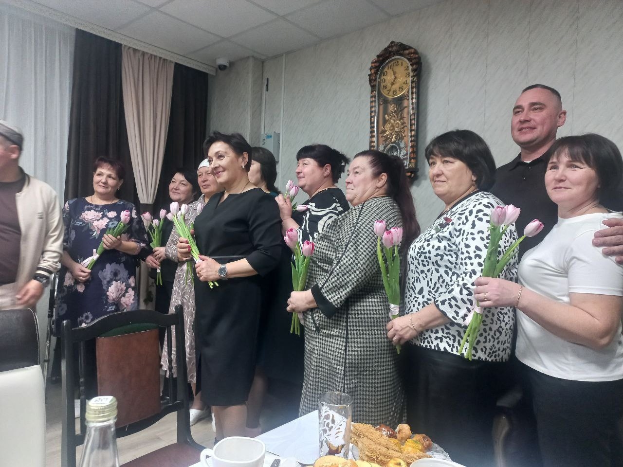 Ислам учит нас особому почитанию старших